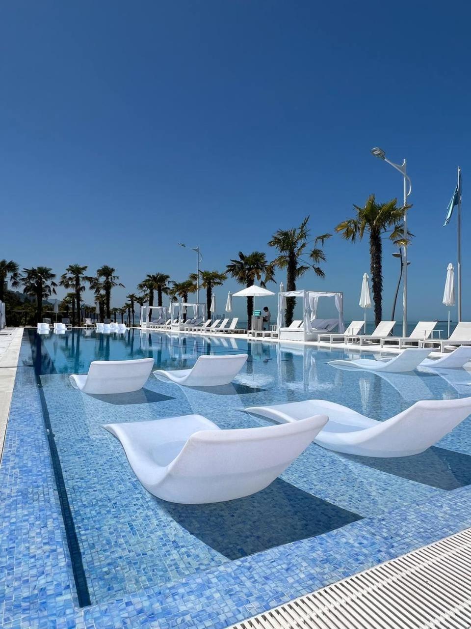 Luxury Oasis Apartment Chakvi Dış mekan fotoğraf