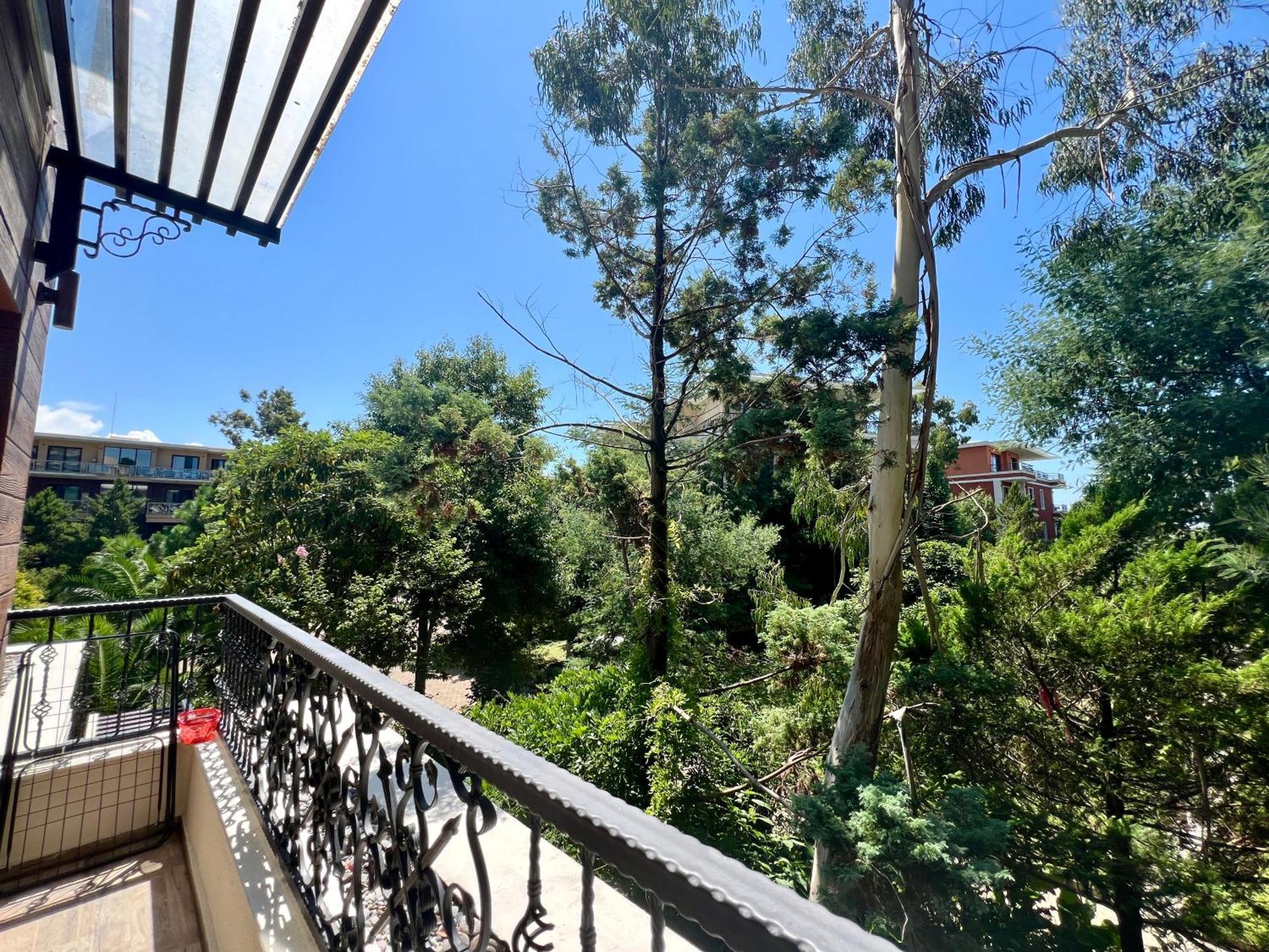 Luxury Oasis Apartment Chakvi Oda fotoğraf