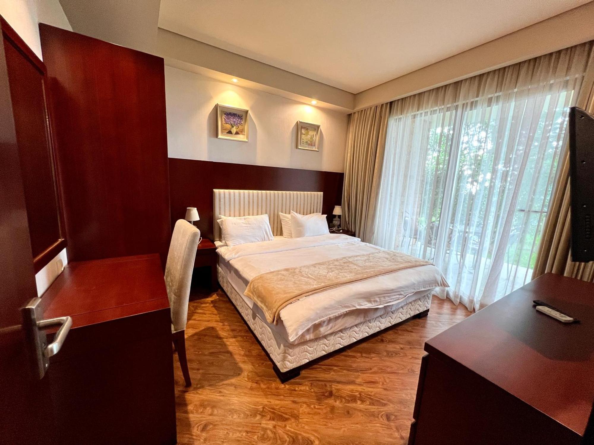 Luxury Oasis Apartment Chakvi Oda fotoğraf