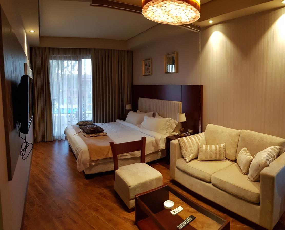 Luxury Oasis Apartment Chakvi Oda fotoğraf